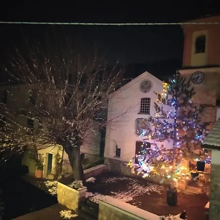 Casa Di Nonna Pina A Vigo Frühstückspension *