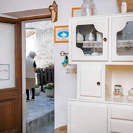 Casa Di Nonna Pina A Vigo Bed & Breakfast