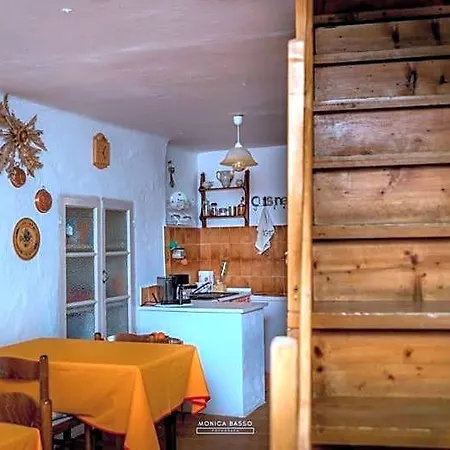 Casa Di Nonna Pina A Vigo Albera Ligure
