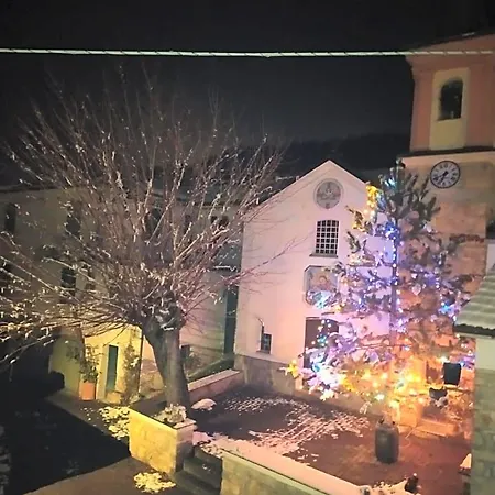 Bed & Breakfast Casa Di Nonna Pina A Vigo *